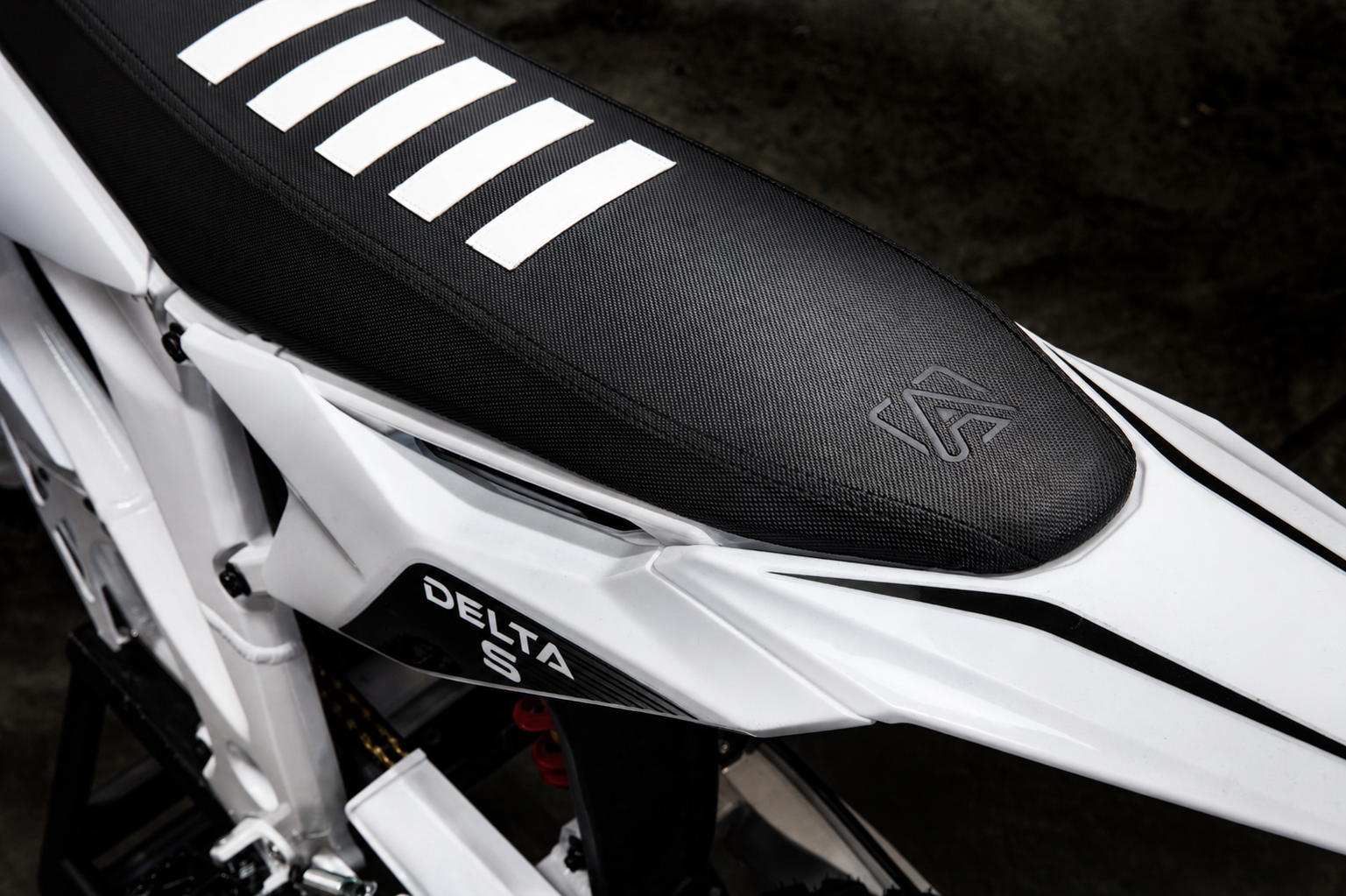 Altis Delta S
