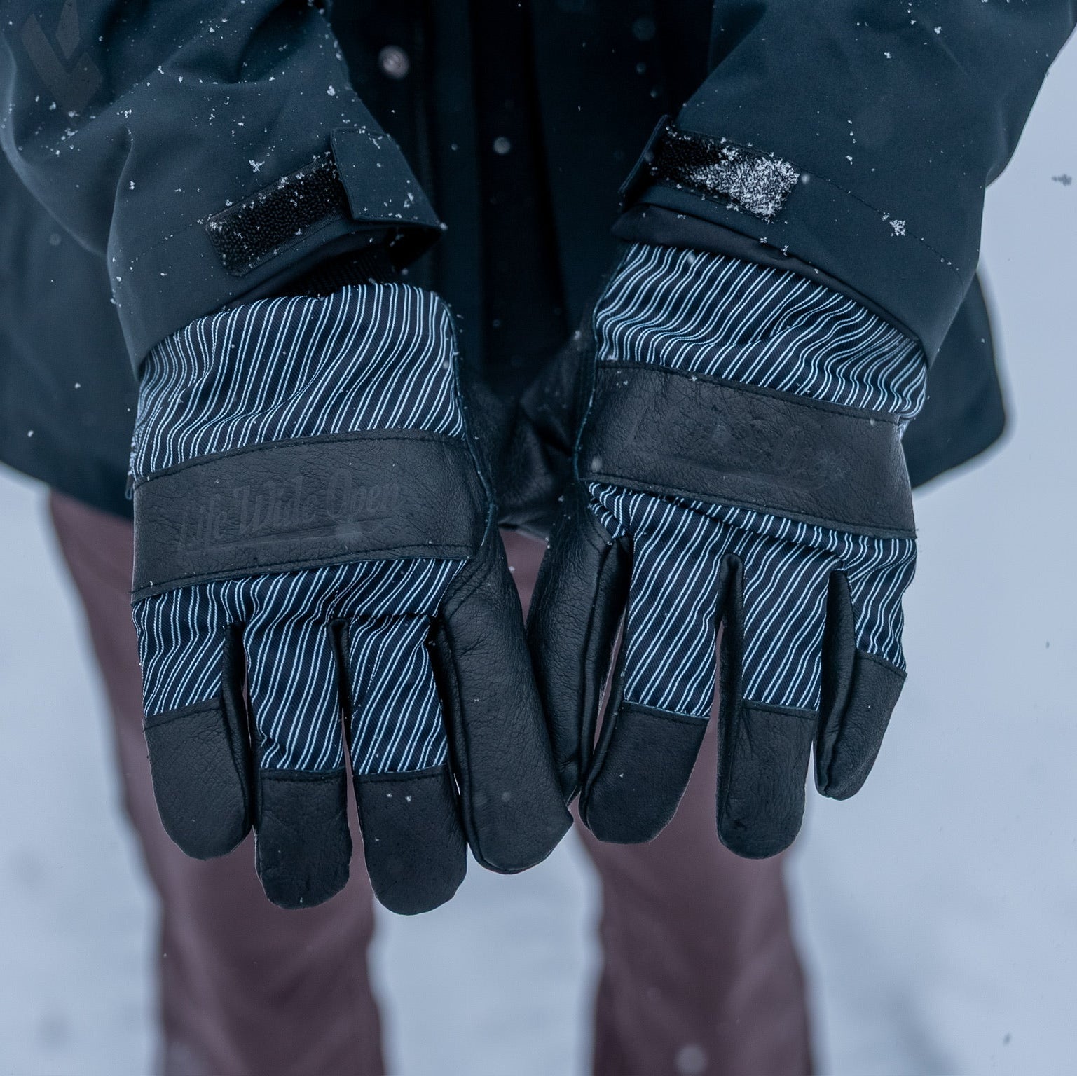 Blackout Work Gloves