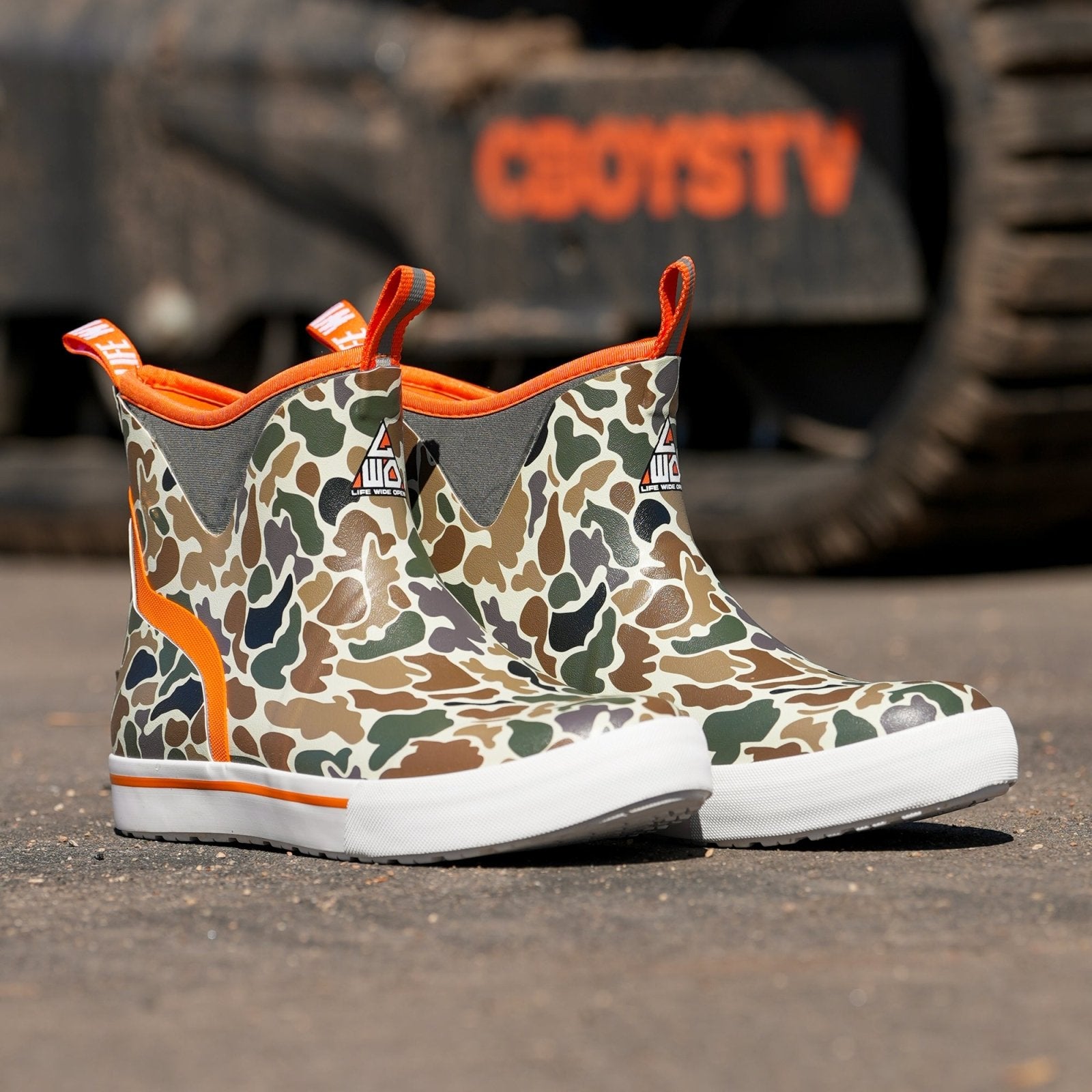 BURNOUT SALE Duck Camo Deck Boots