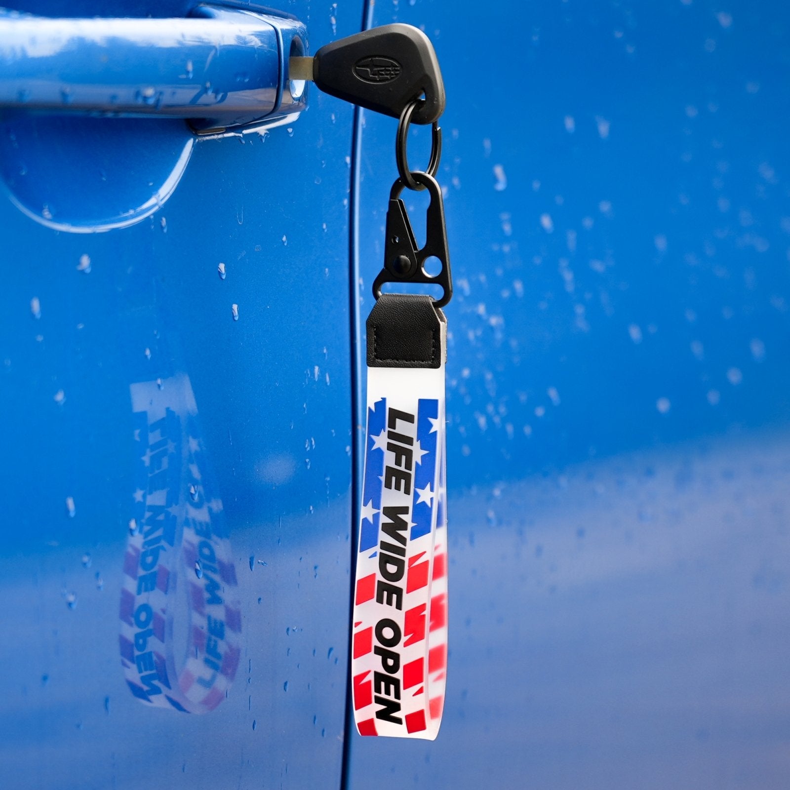 Red White & Blue Clear Clip Tag
