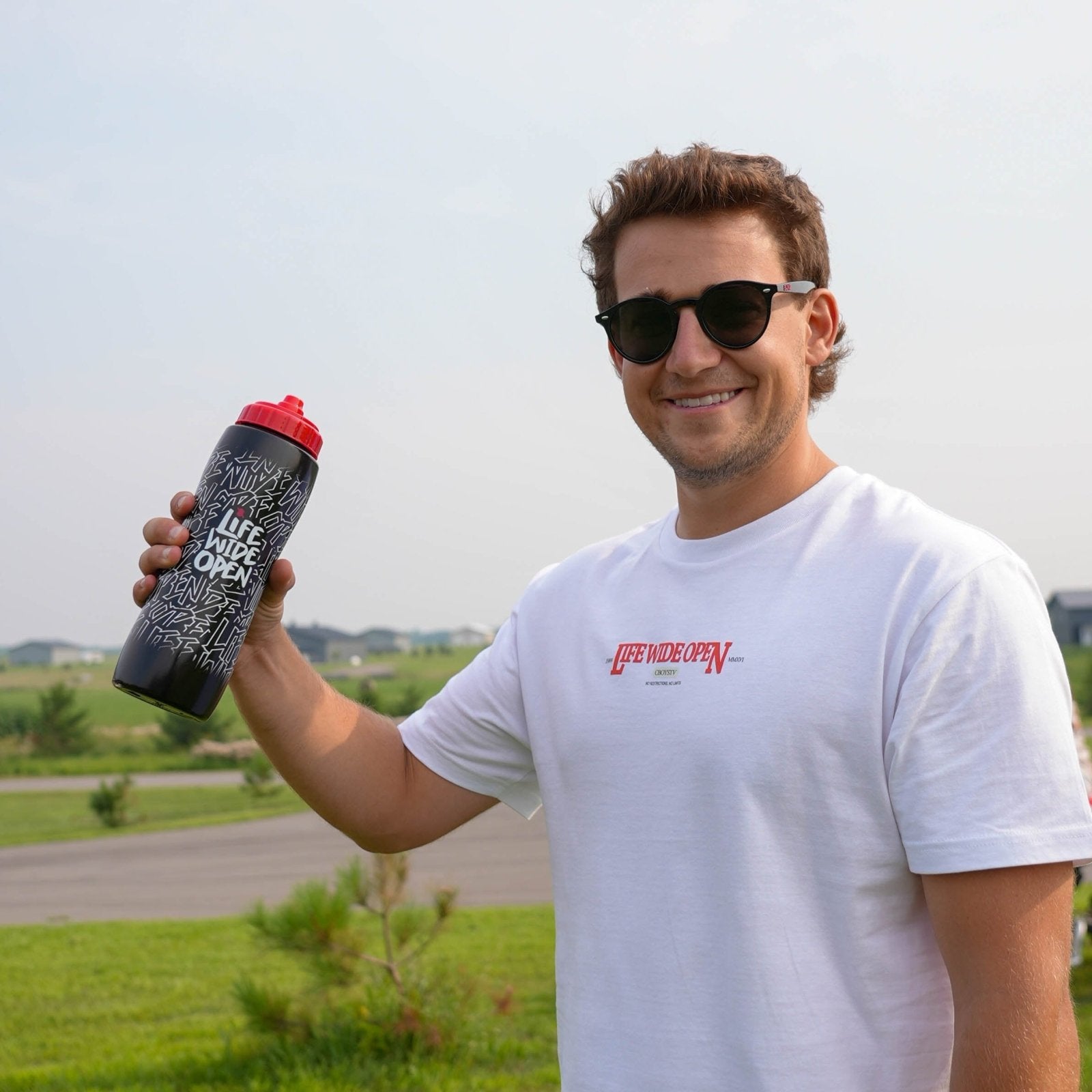 Black Scatter Brain Waterbottle