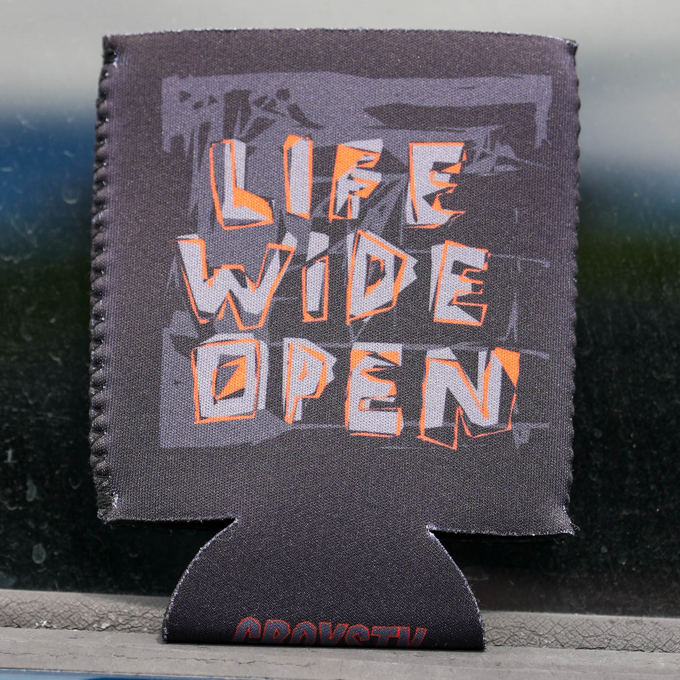 Graphic Scribbles Can Koozie