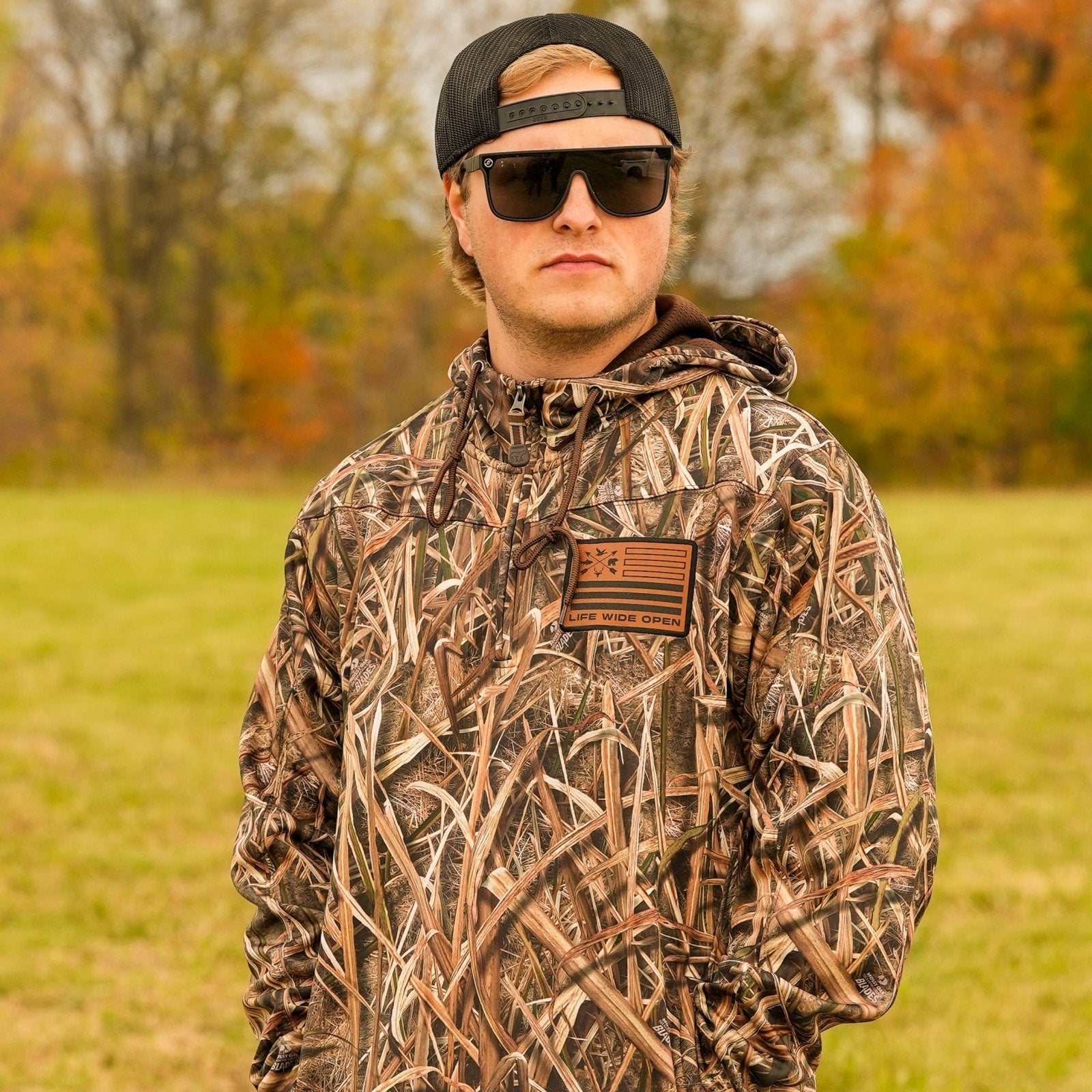 Premium Mossy Oak Reeds 1/4 Zip Hoodie