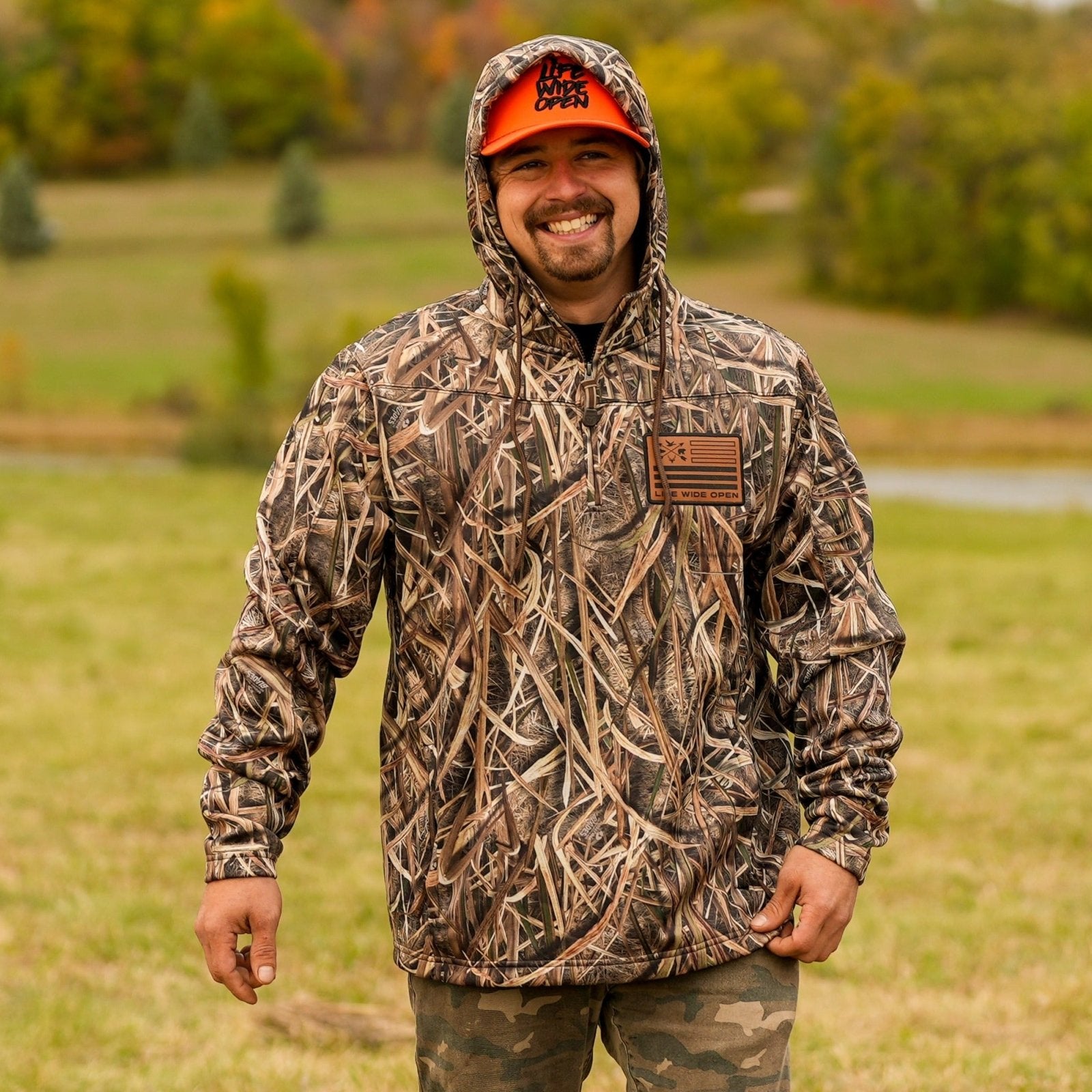 Premium Mossy Oak Reeds 1/4 Zip Hoodie